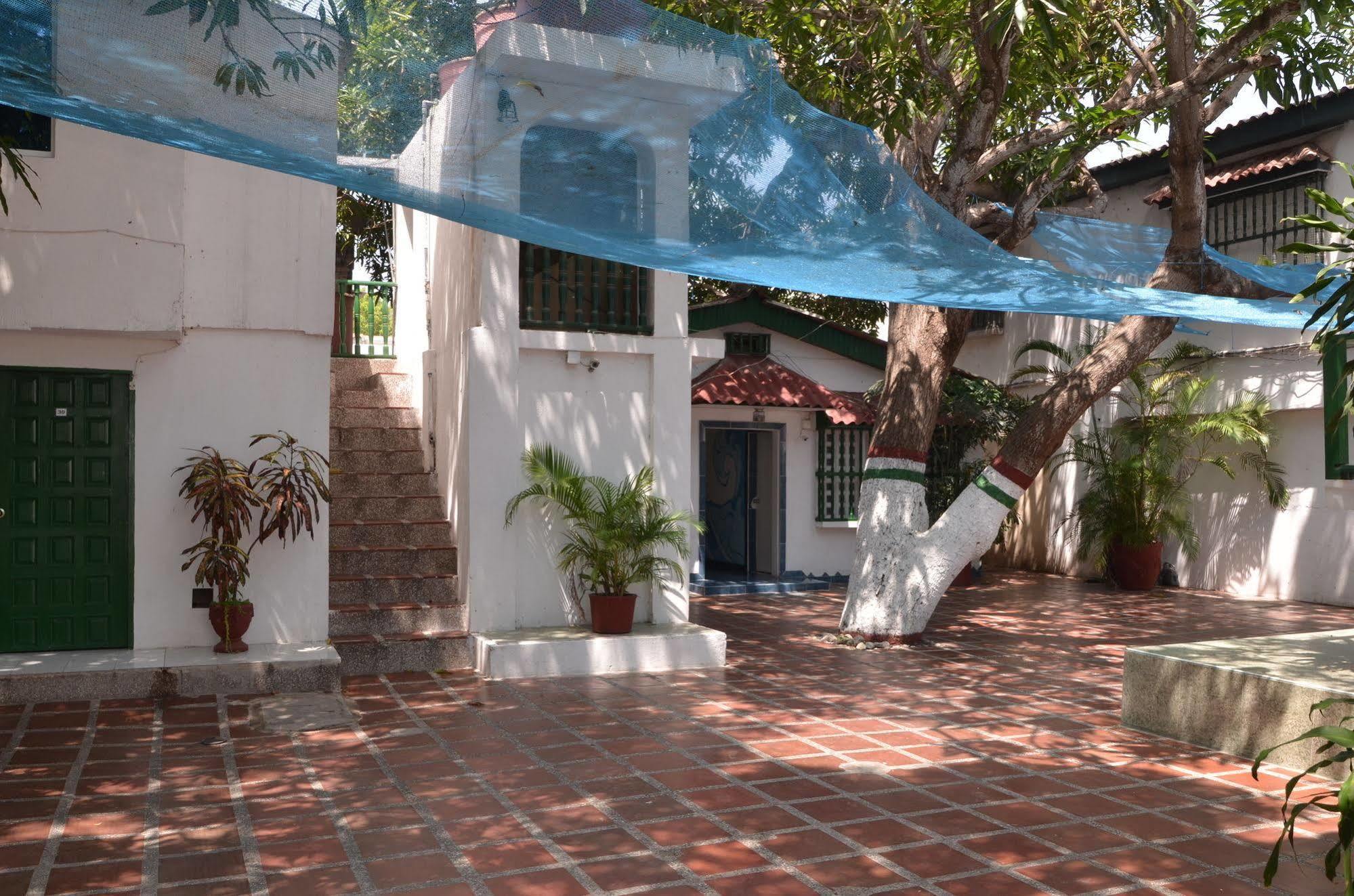 Hotel Vargas Airport Cartagena  Exterior foto