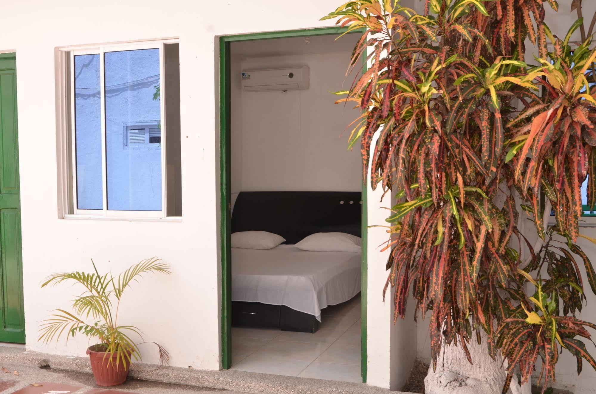 Hotel Vargas Airport Cartagena  Exterior foto